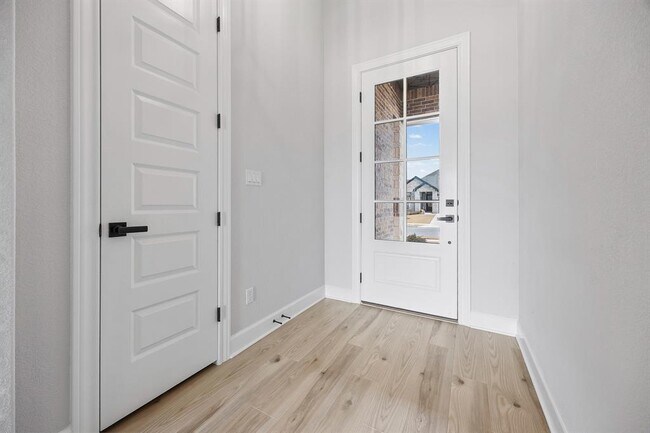 Photo - 114 Nandina Path