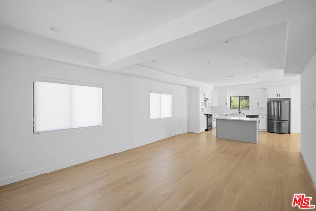 Photo - 5826 Craner Ave