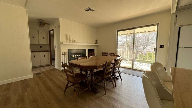 Photo - 25 Chaparral Ct