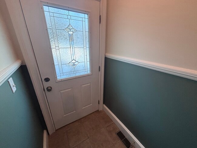 Photo - 101 Ponus Ave Unit 2