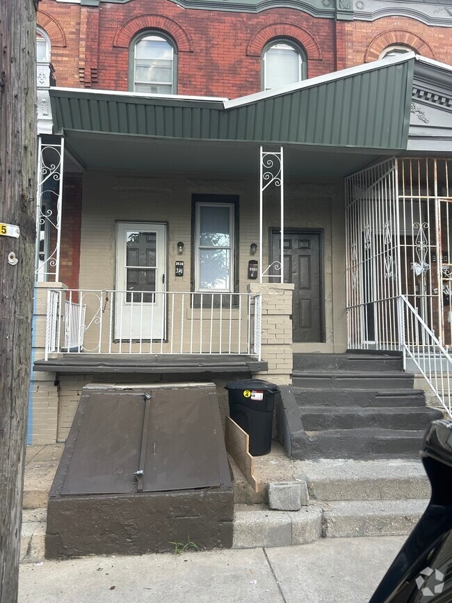 Building Photo - 3518 N 11th St Unit 1st Fl Rental