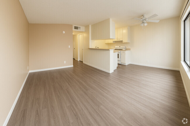 Building Photo - South Glen Rental