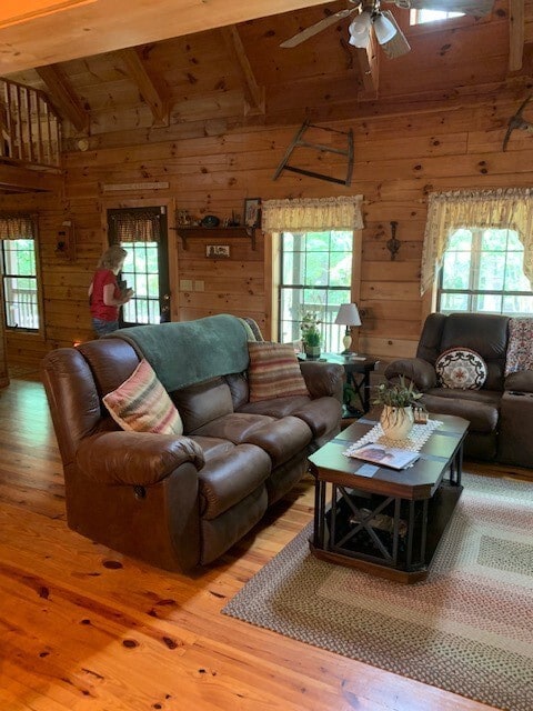 Photo - 129 Player Ln