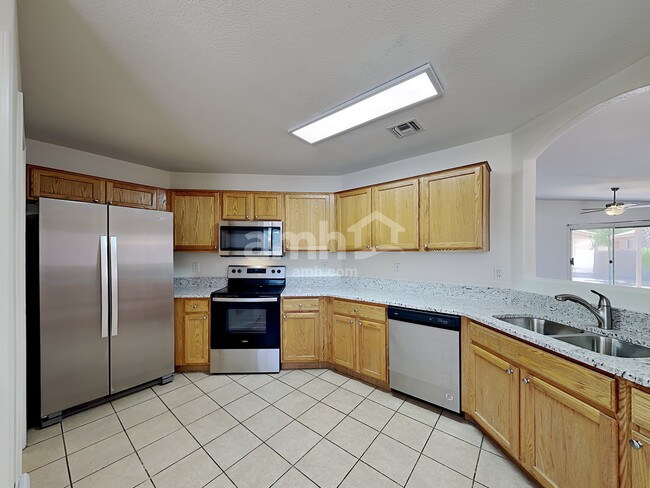 Photo - 2185 W Frostwood Ln