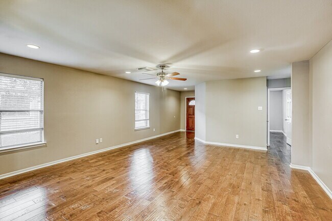 Photo - 3502 Wheatmeadow Ln