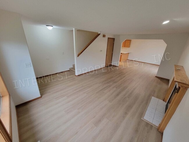 Photo - SE Portland Home on A Cul-De-Sac with Gara...