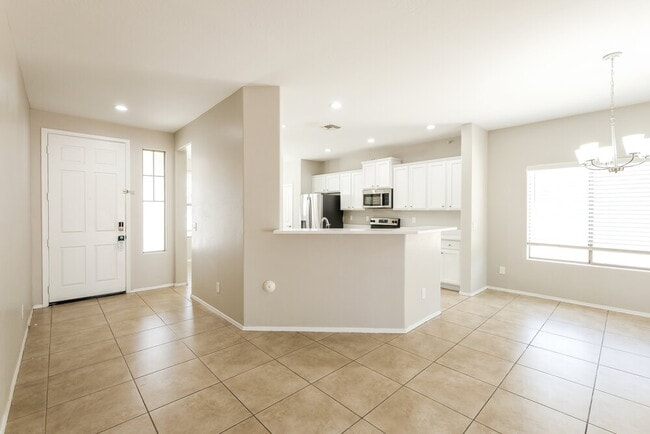 Photo - 105 N 108th Dr