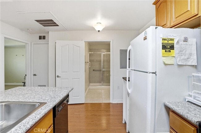 Photo - 17888 Alburtis Ave Unidad A105