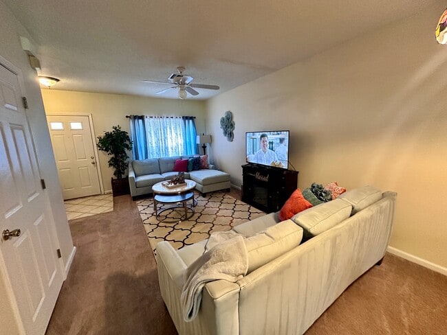 Photo - 12311 Kensington Lakes Dr