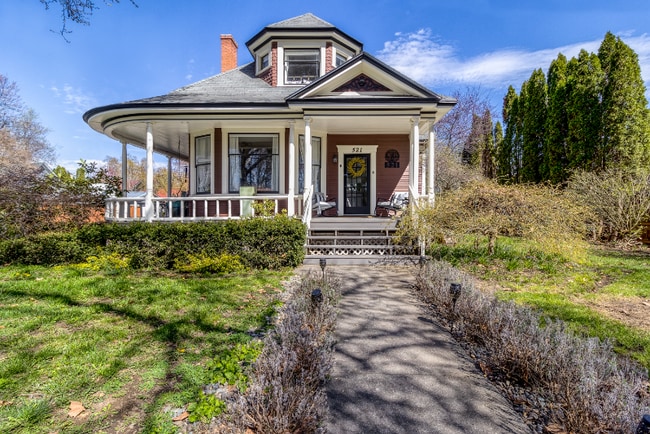 Photo - 521 S 1st Ave