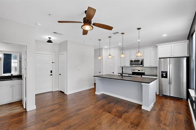 Photo - 800 S Welch St Unit 106