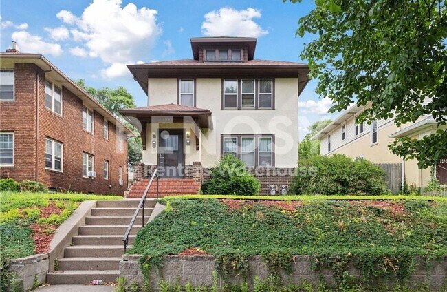 Photo - 1601 Charles Ave