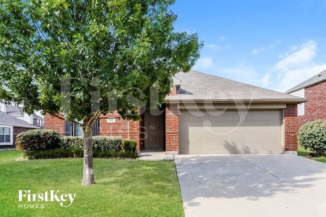 Photo - 206 Clydesdale St House