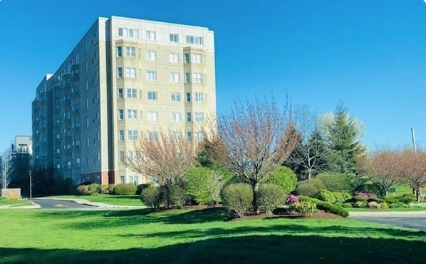 Photo - 1 Cityview Ln