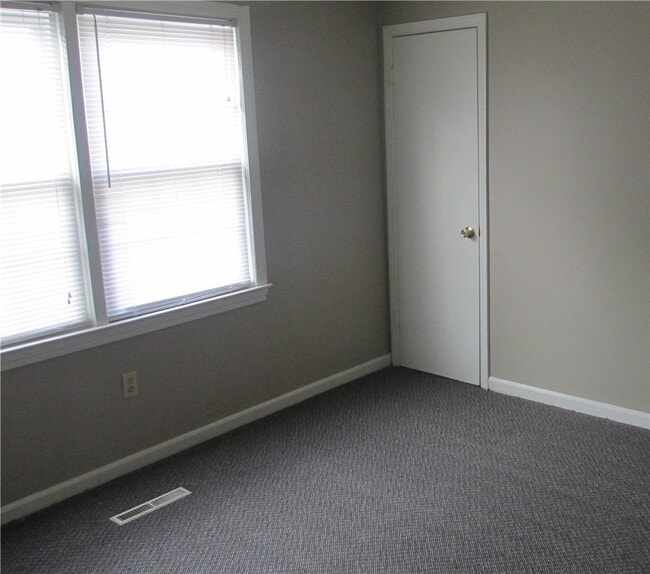 Photo - 401 Greenville St