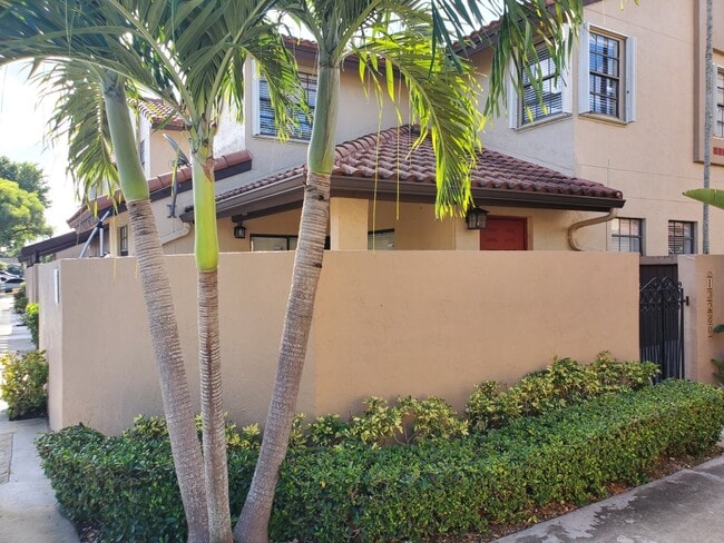 Photo - 13280 SW 114th Ter Townhome