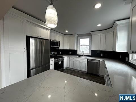 195 Closter Dock Rd Unidad 2nd Fl