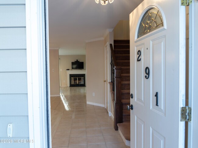 Photo - 291 Stratford Pl