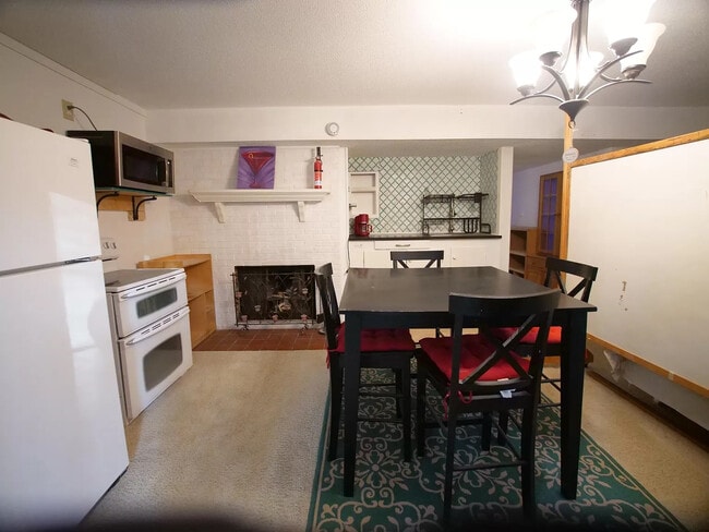 Photo - Room in Duplex on Dixon Dr