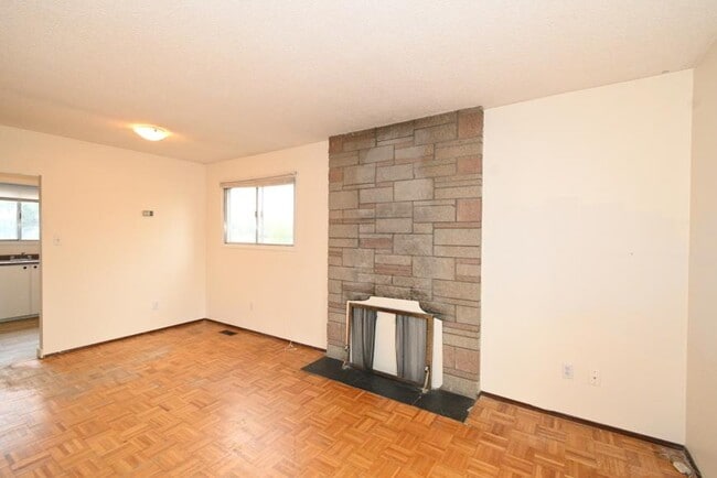 Photo - 3 bedroom in Prince George BC V2M 4P6