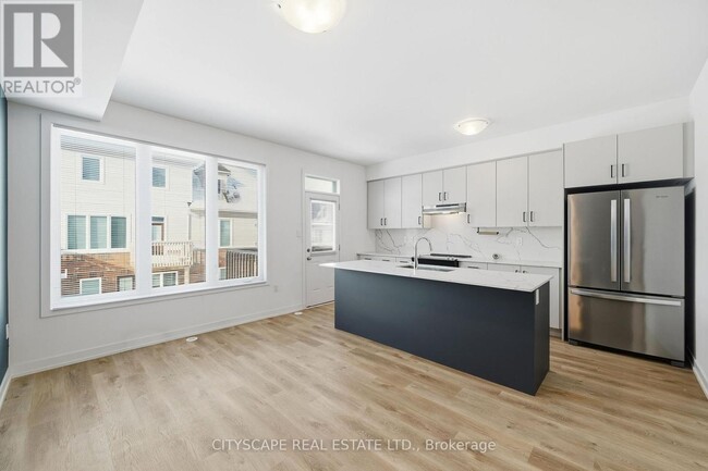 Photo - 8 Andrew Knowles Ln