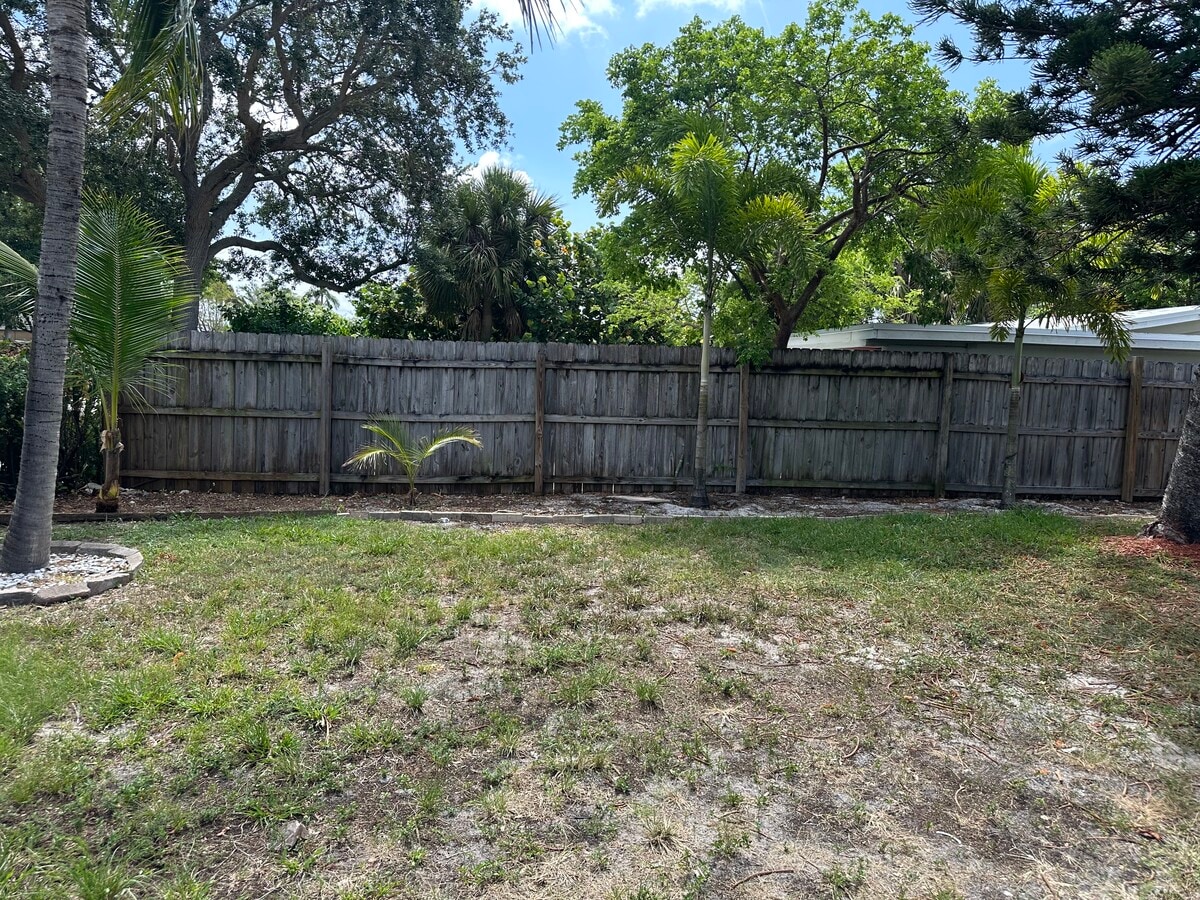 Photo - 320 Ipswich St