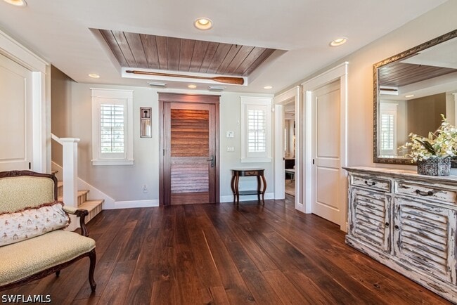 Photo - 287 11th Ave S