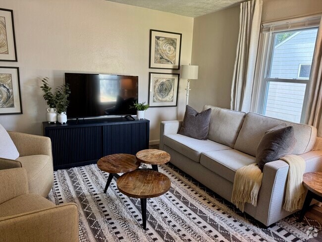 Building Photo - 2024 S Euclid Ave Rental
