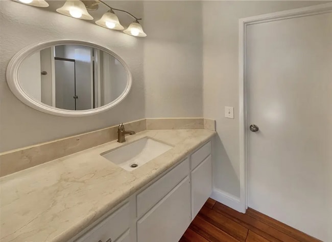 Photo - 662 Spinnaker Dr