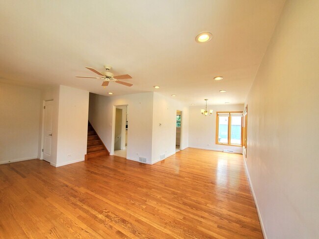 Photo - 4715 W Lake Ave