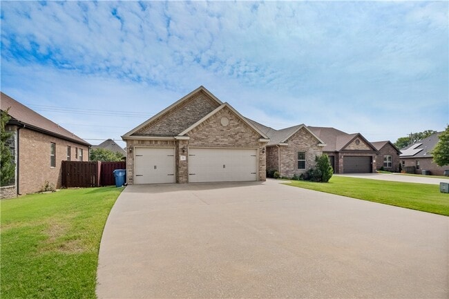 Photo - 4301 SW Beech Ln