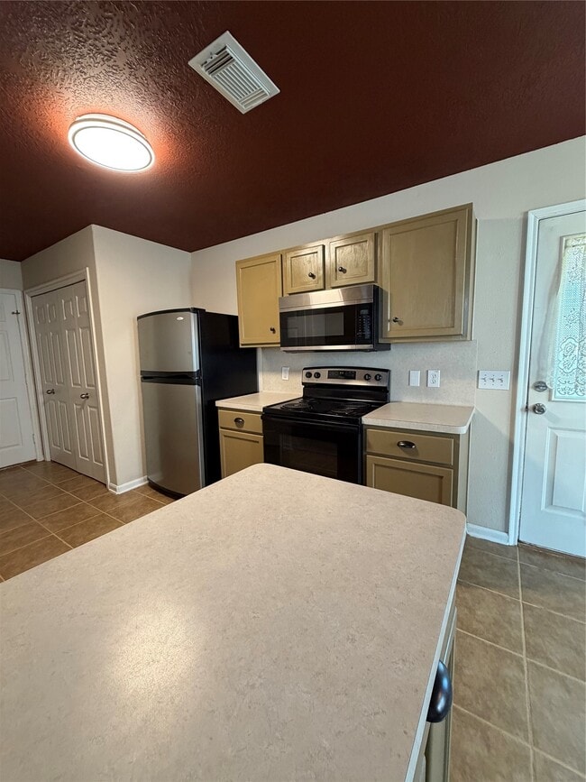 Photo - 13952 Buckskin Dr