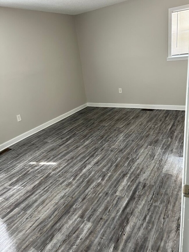 Photo - 3 Bedroom One Bath House For Rent