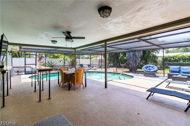 Photo - 542 SE 33rd Terrace