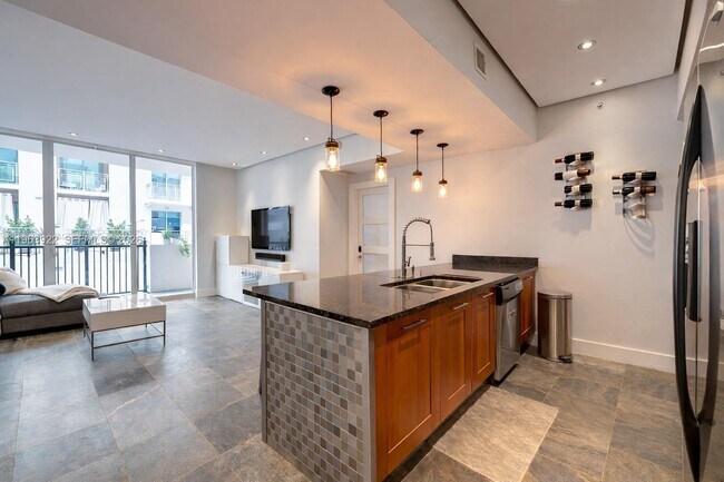 Building Photo - 4100 Salzedo St Unit 509