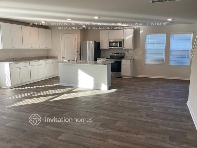 Photo - 211 White Flds Ave