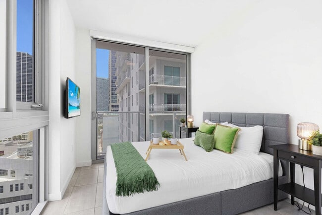 Photo - 227 NE 2nd St Unidad ID1227562P