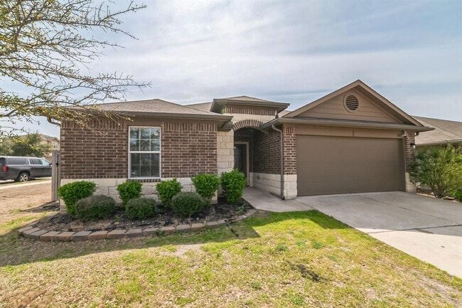 Building Photo - 101 Acadia Cv