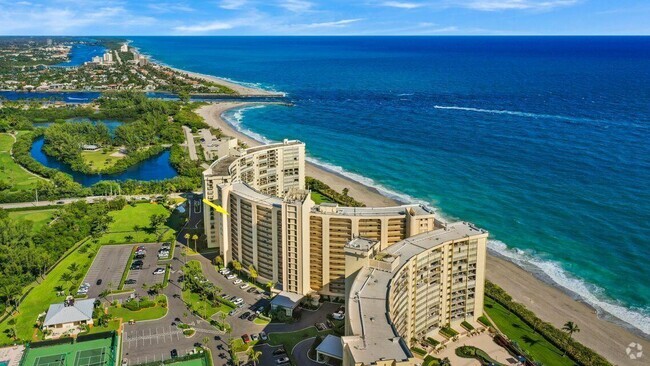 Building Photo - 300 Ocean Trail Way Unit 1010 Rental