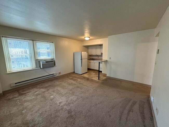 Photo - 1029 E Knapp St