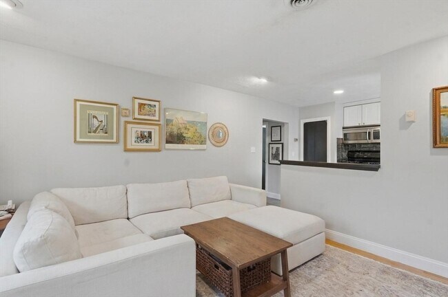 Photo - 36 Washington St Unit 3A