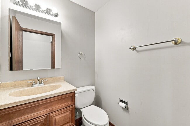 Photo - 15 Brittany Ln