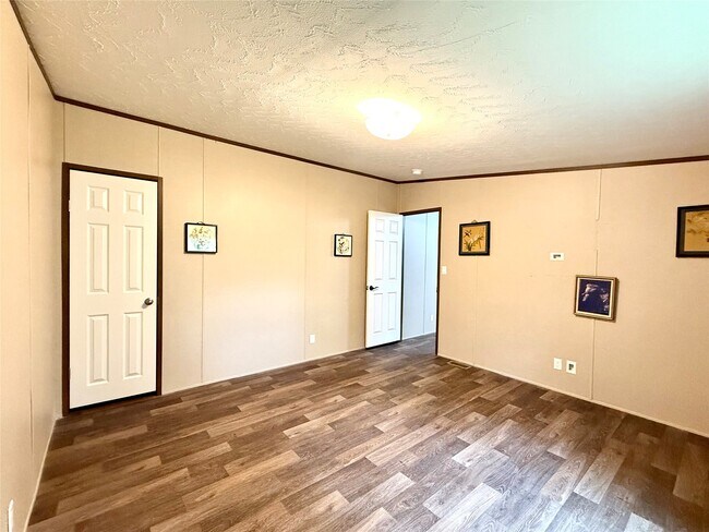 Photo - 17008 FM 1484 Rd