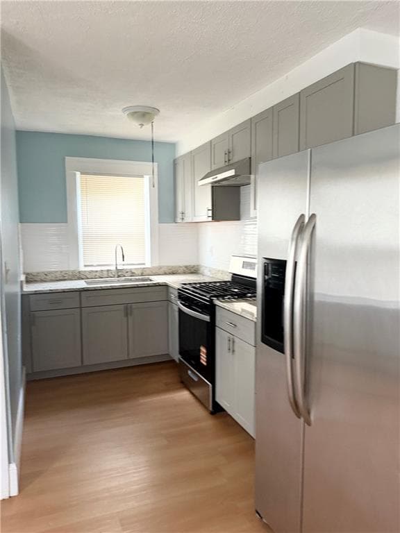 Photo - 694 Killingly St