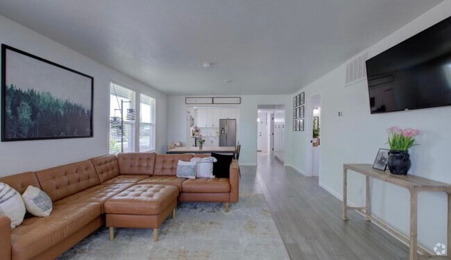 Building Photo - 632 N Stockton Ave Unit 632  Main Rental