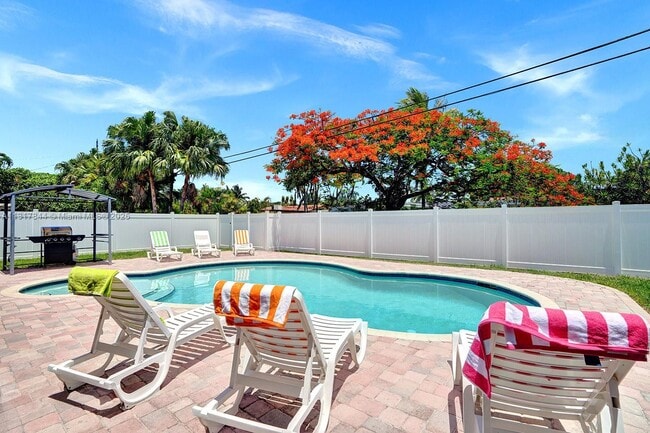 Photo - 1301 Rodman St