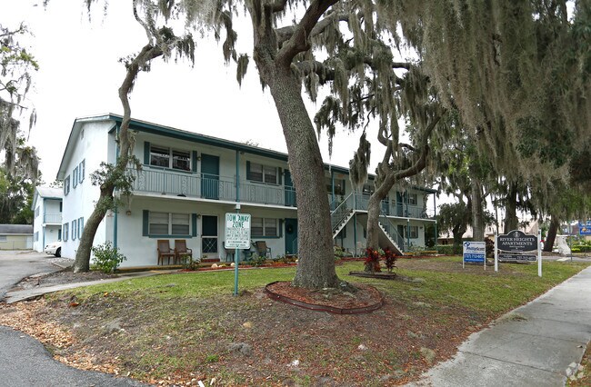 Building - River Heights & Executive Estates
