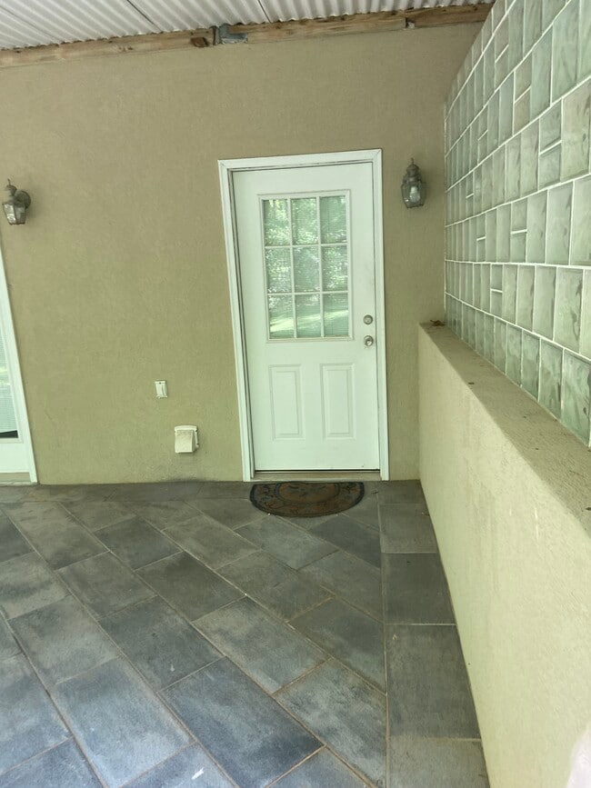 Photo - 6309 Chelsea Way Unit Basement Apartment