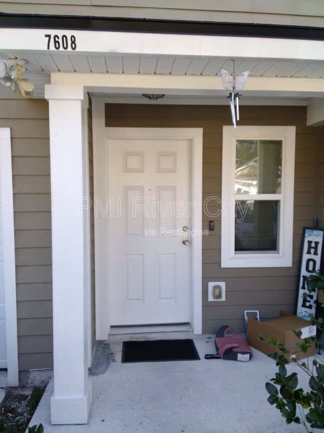 Photo - 7608 Rain Forest Dr N