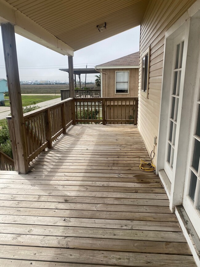 Photo - 16712 Fletcher Christian